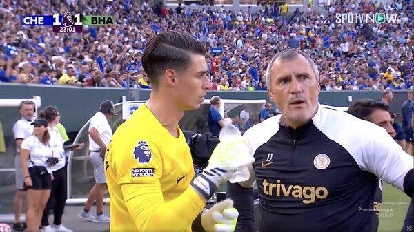 レアルマドリード　トレーナー　ケルメ　レアル マドリード　支給 レアルマドリードトレーナーケルメレアル マドリード支給