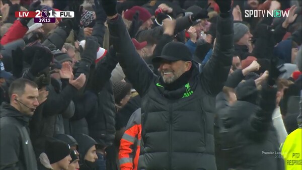 本当に、本当に良かった」 クロップがプレミア初ゴールの遠藤を絶賛