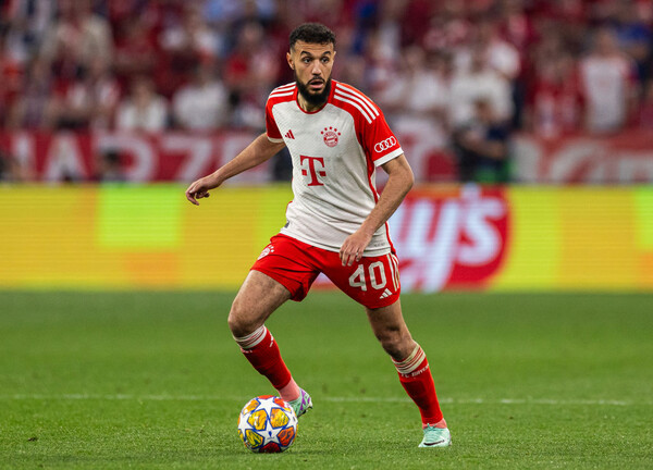 マンチェスターユナイテッド 24-25 アウェイ オーセン マズラウィ 正規