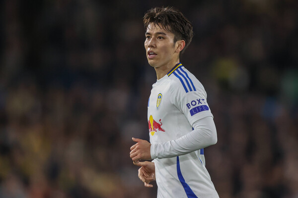 田中碧、リーズ移籍後初のアシストを記録！ 複数の地元メディアが田中