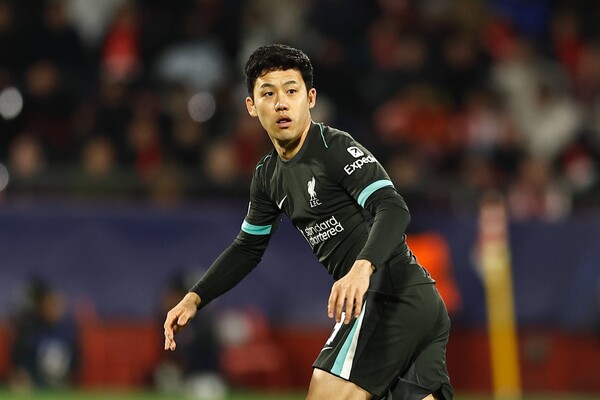 遠藤航、サウサンプトン戦でサポーター選出の“POTM”に輝く 現地