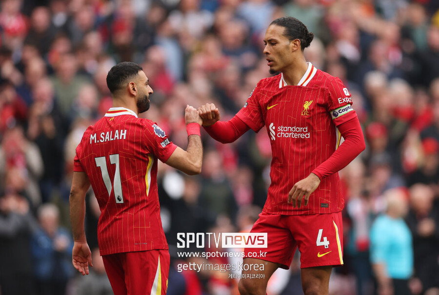 サラー M ファンダイク L サラー M ファンダイク L