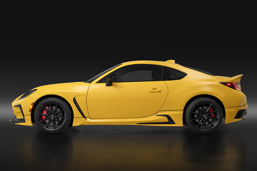 柚子色に隠された爆発力！6速MT＋228馬力、「走りの本能」を呼び覚ます