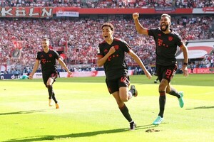 バイエルンミュンヘン 24-25 アウェイ 半袖 ユニフォーム No.42