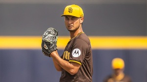 MLB パドレス　ダルビッシュ有　ボブルヘッド　最終価格　8/17まで YU DARVISH ダルビッシュ有 - 日米通算200勝記念 MLB公式・限定